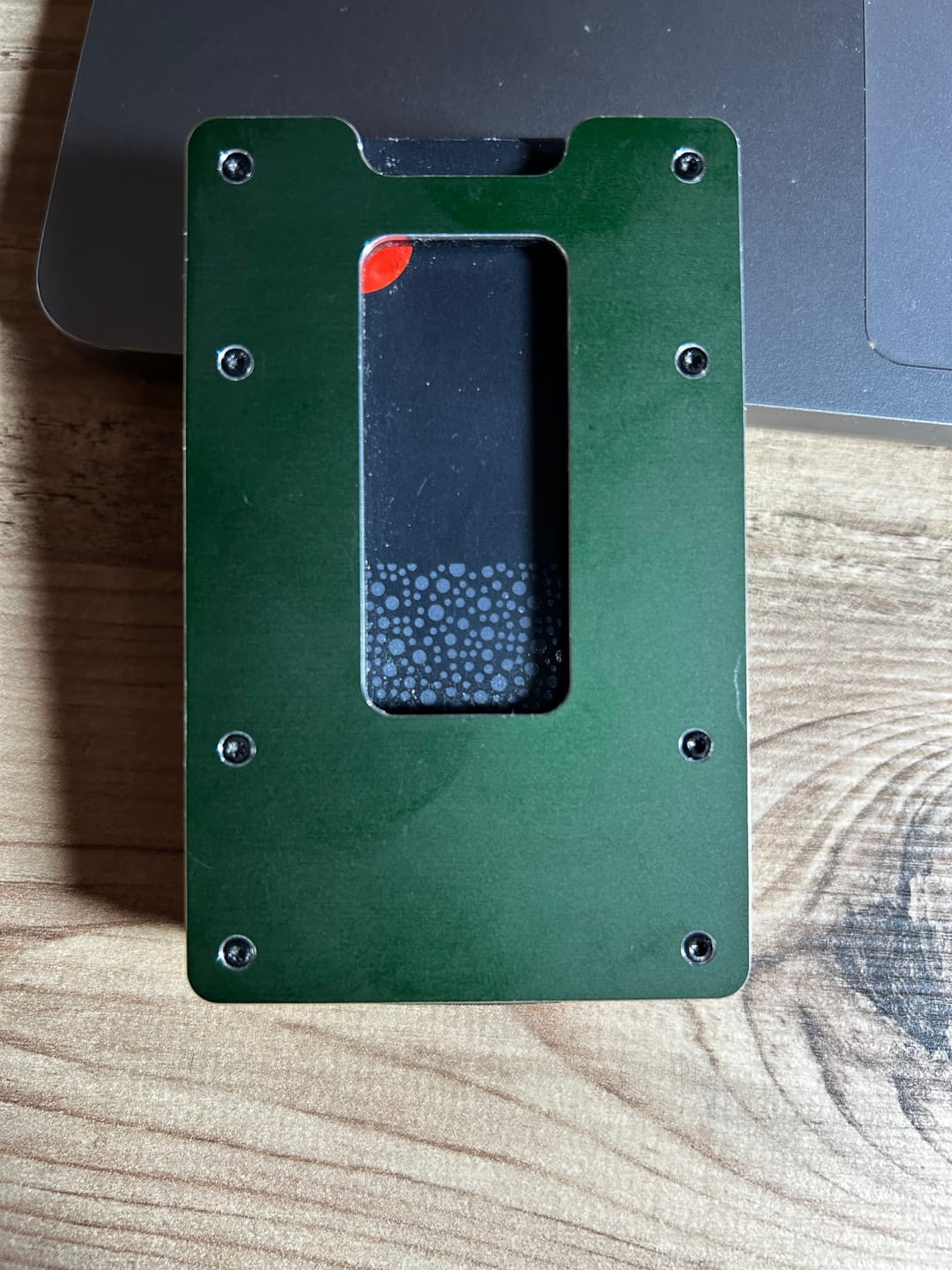 Customer photo review of NOT FLAW[LESS] Velvet Green Aluminum Slim Wallet
