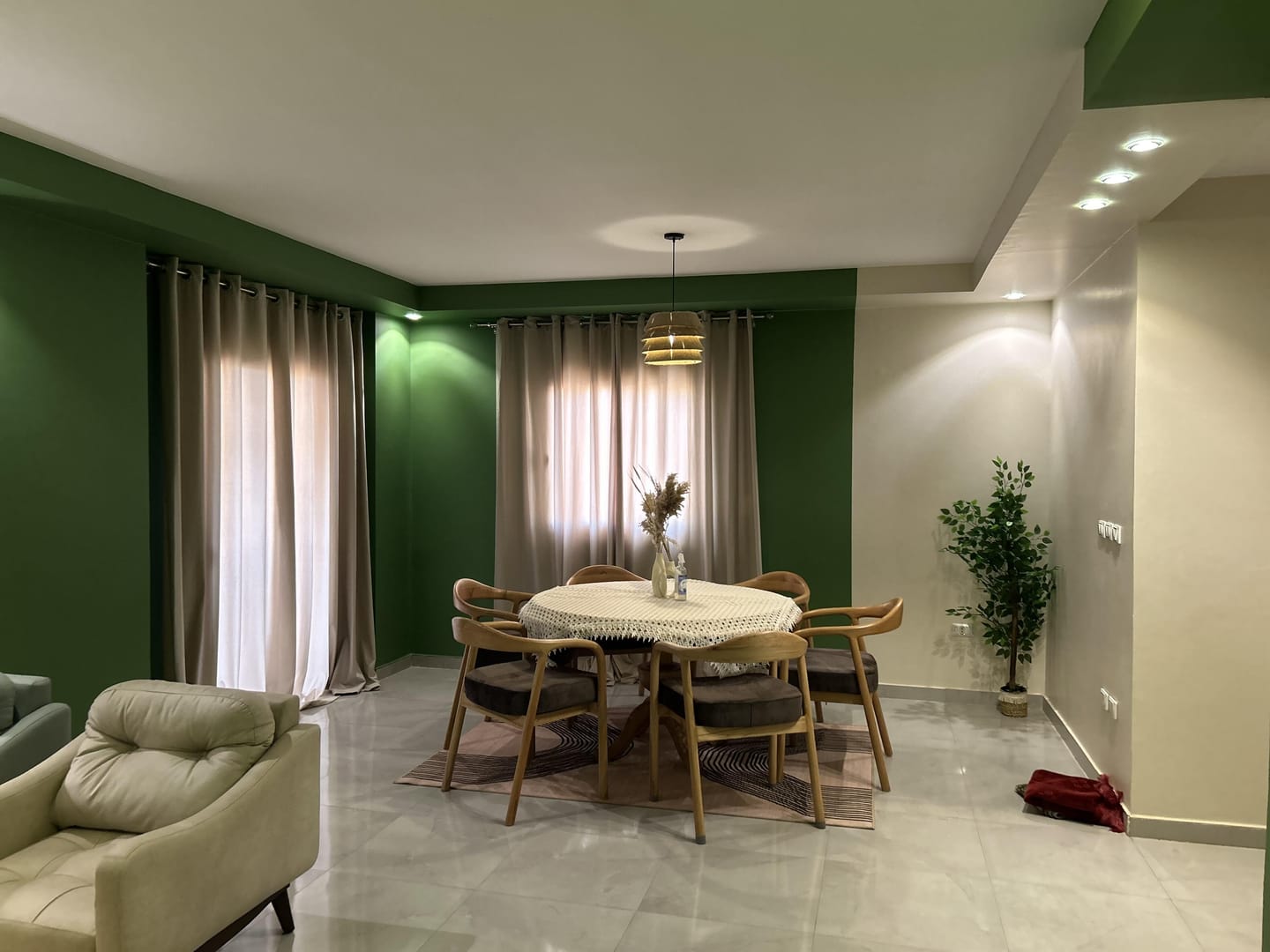 Customer photo review of Lohko Premium Chenille Rug