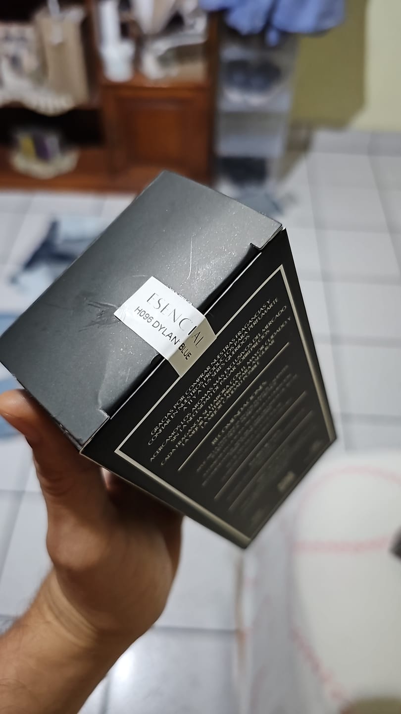 Customer photo review of H096 Inspirado en: Dylan Blue - Versace