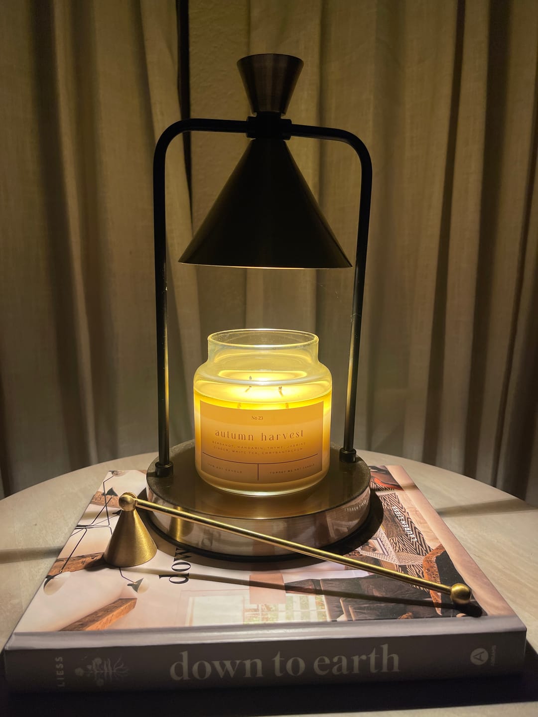 Customer photo review of Autumn Harvest 22 oz Glass Candle