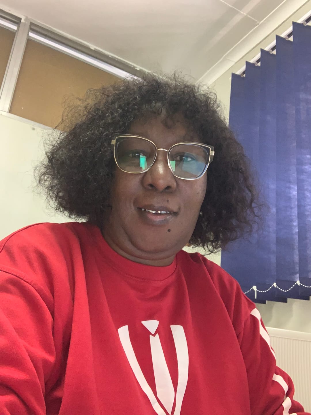Customer photo review of Brazilian Water Wave Fringe - Zoe