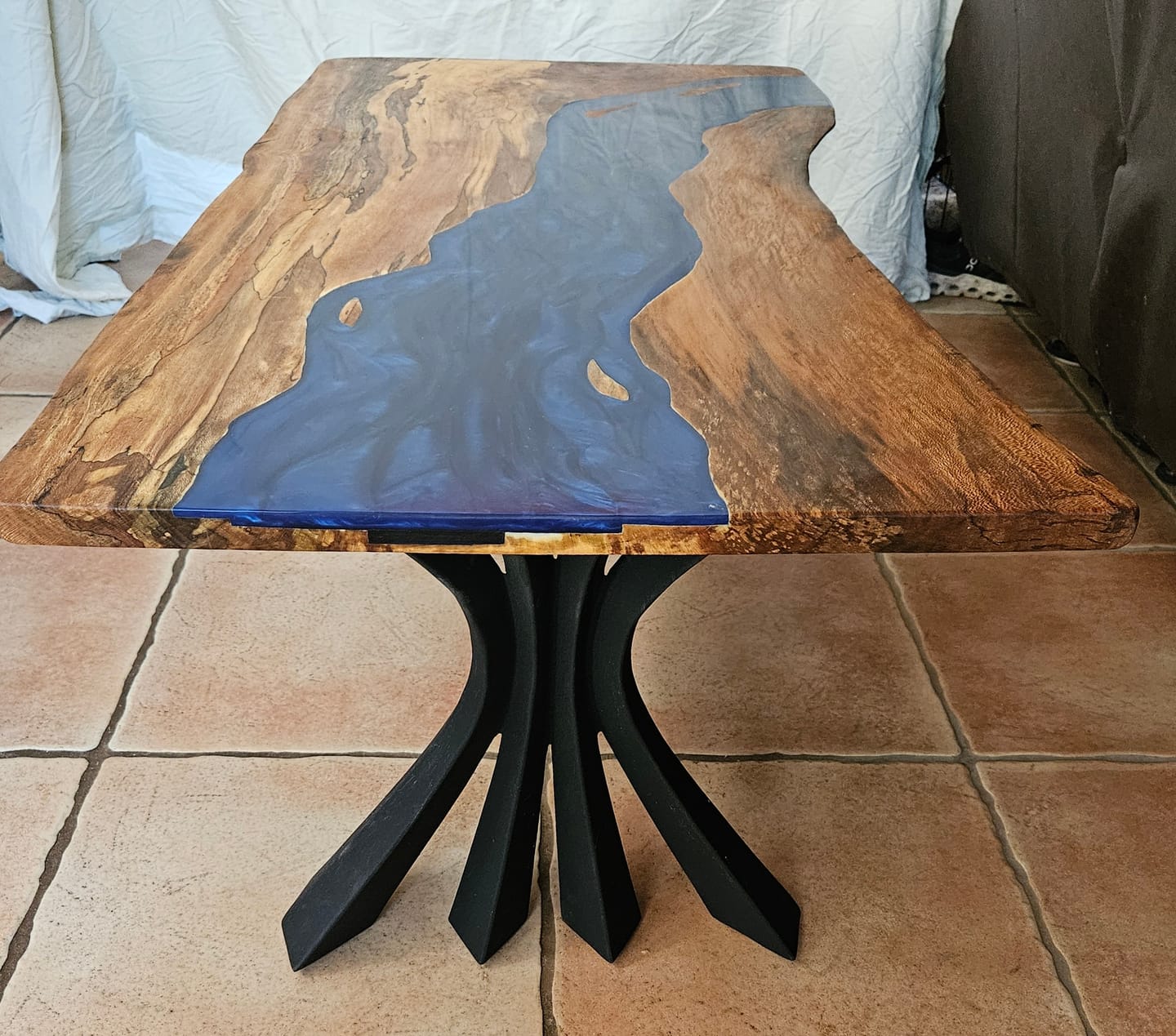 Customer photo review of Bench Legs 126 Akro 16H for Live Edge Table Top
