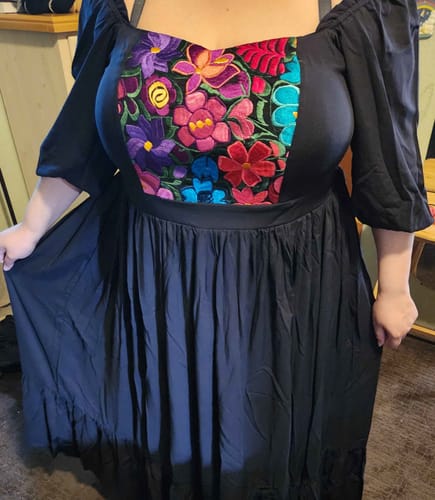 Customer photo review of Julissa Floral Dress