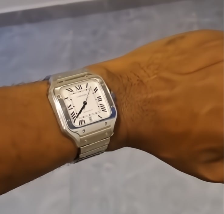 Customer photo review of Onyx Watch