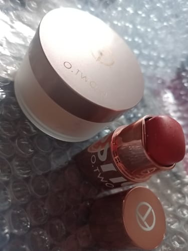 Customer photo review of O.TWO.O GLOW COLOR BOUNCE MOUSSE BLUSH