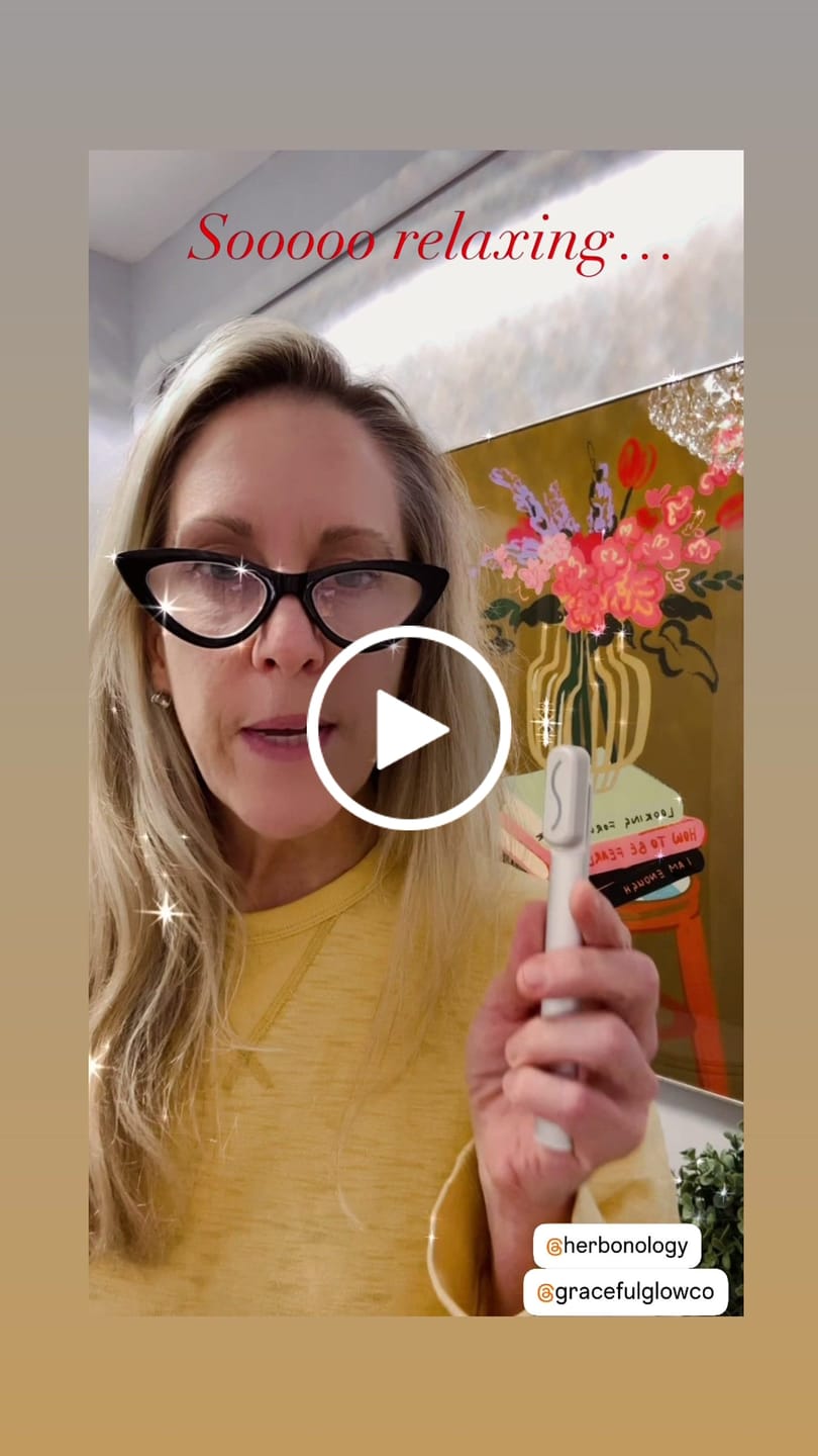 Customer video review of GLOW RED LIGHT WAND