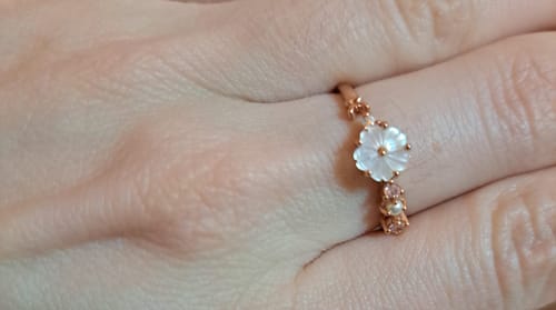 Customer photo review of Bague fleur Côme