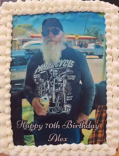 Customer photo review of A4 Rectangle Custom Edible Icing Image