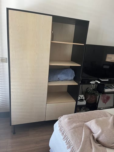 Customer photo review of Estanteria Elegán | Skinwood