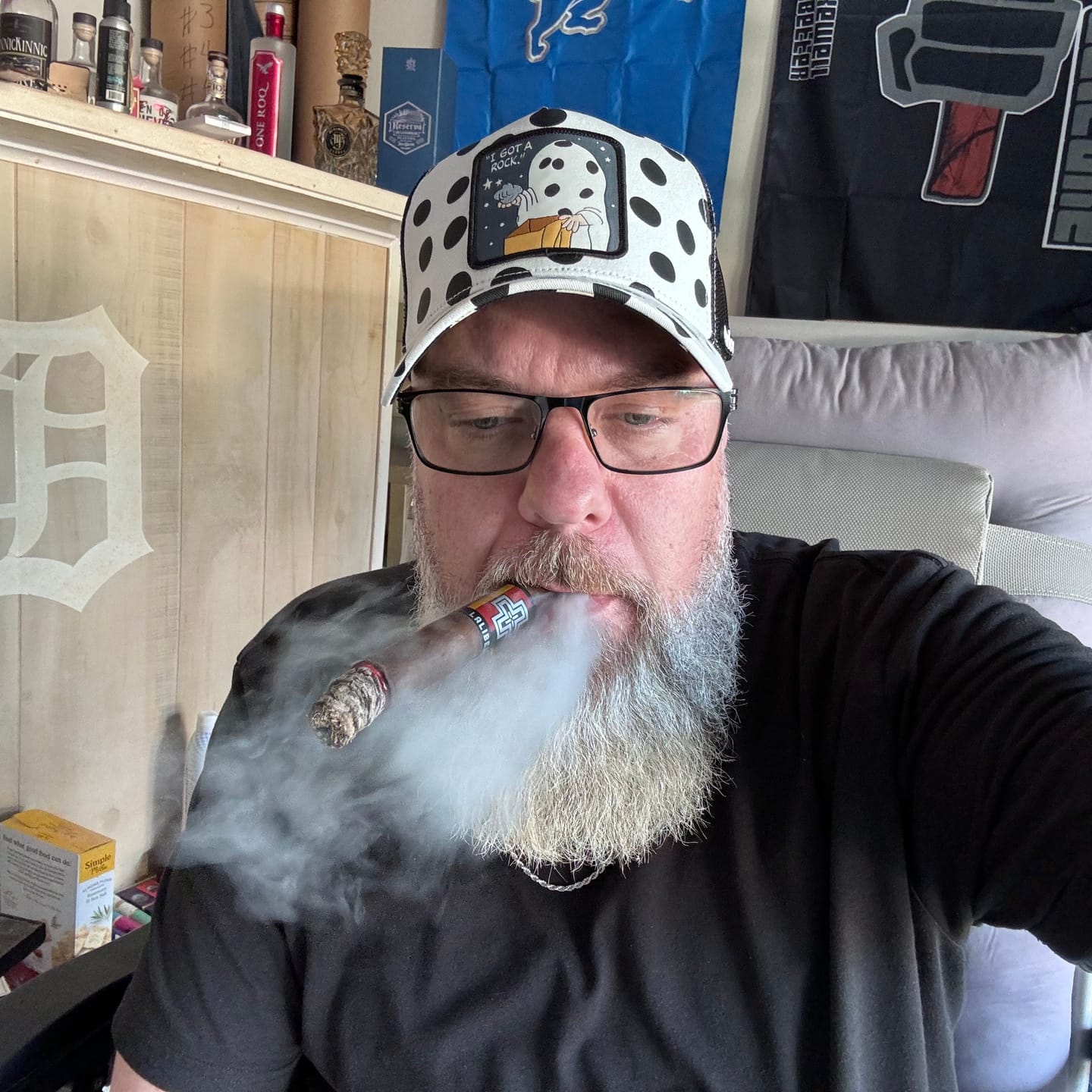 Customer photo review of OVERLORD X Peanuts: "I Got A Rock" Trucker Cap
