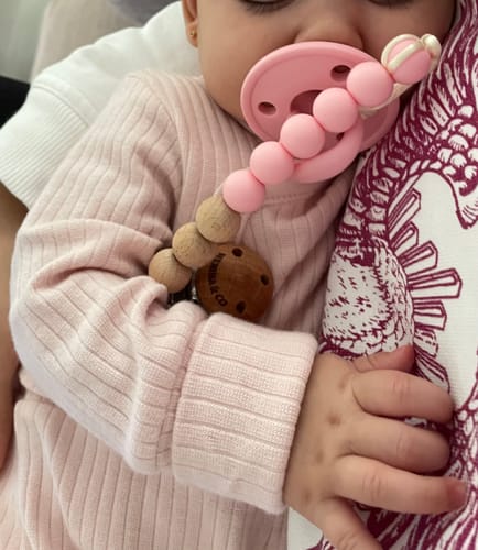 Customer photo review of Kit Chupetero Spring + Chupete Nenina & Co