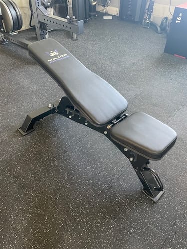 Customer photo review of Major Fitness Adjustable Bench | 1300Lbs Capacity Weight Bench PLT01