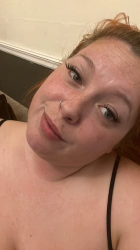 Customer photo review of Bold Definition Pre-Glued Lashes