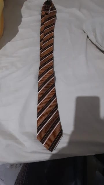 Customer photo review of Gold Black Striped Silk Necktie Pocket Square Cufflinks Set
