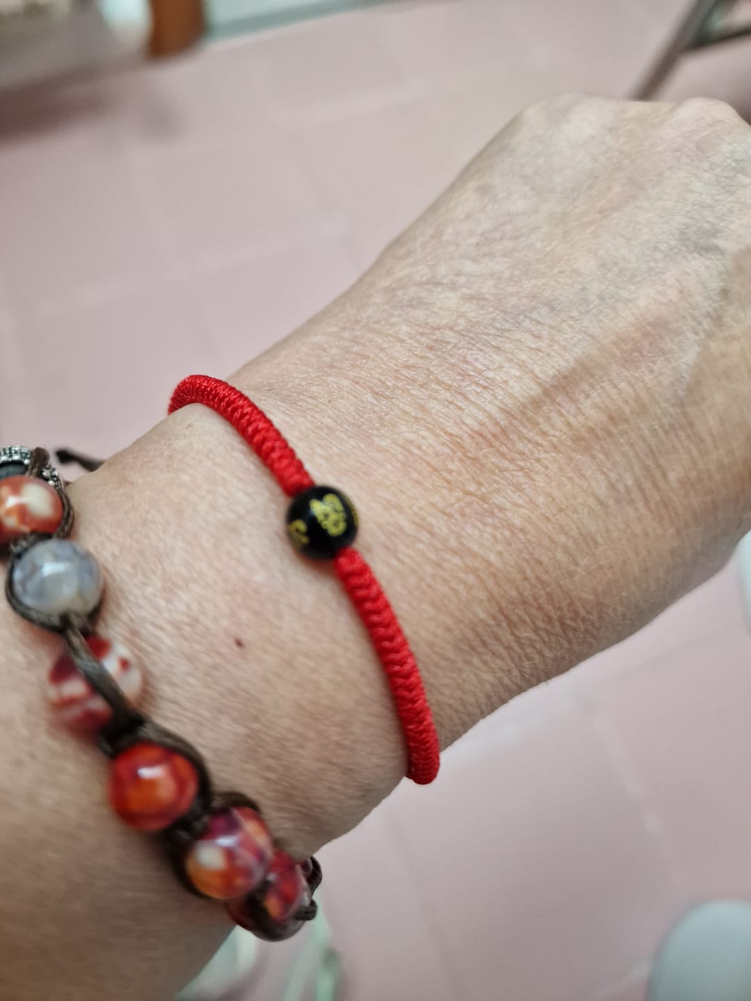 Customer photo review of 2 Bracelets Mani Porte Bonheur