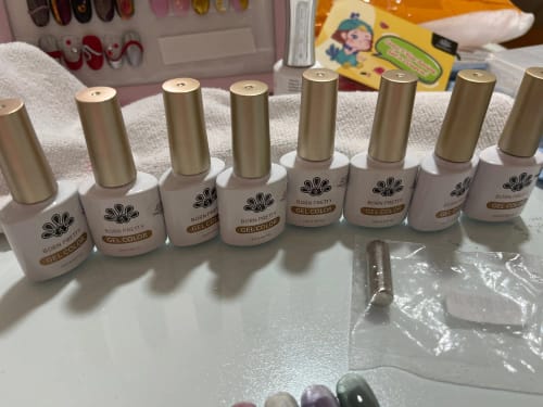 Customer photo review of Magnetic Cat Eye Gel Nail Polish/6Pcs 🔥Total Savings Pack🔥