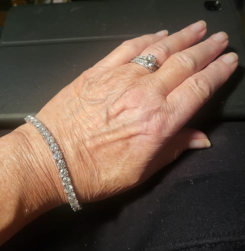 undefined review of Sterling Silver Moissanite Tennis Bracelet, Charm Bracelet for Women Men image 1 out of 1