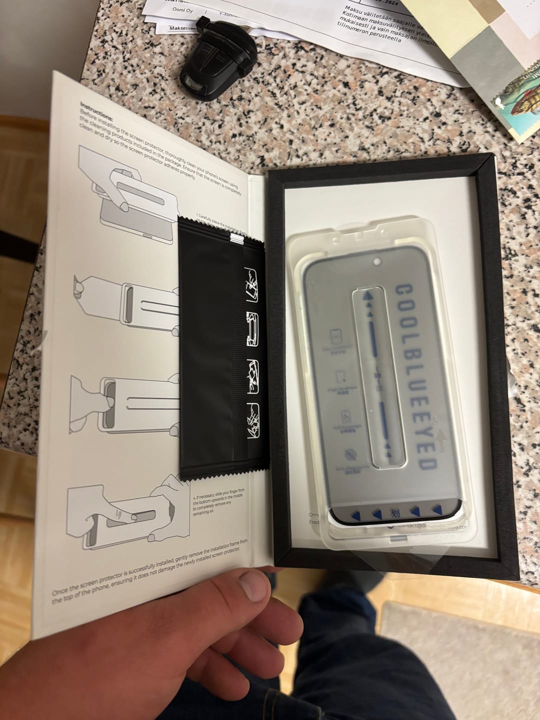 Customer photo review of iPhone panssarilasi + Asennussetti