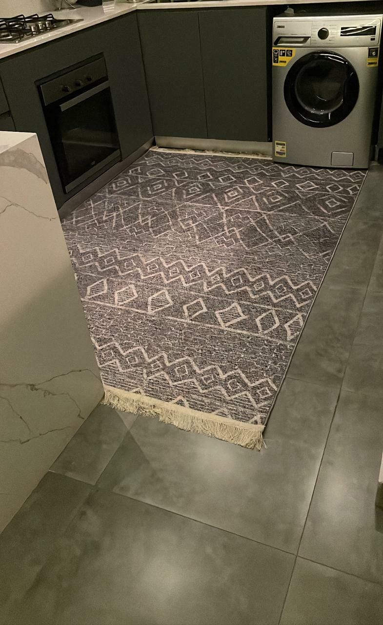 Customer photo review of RIVERA Premium Version Chenille Rug