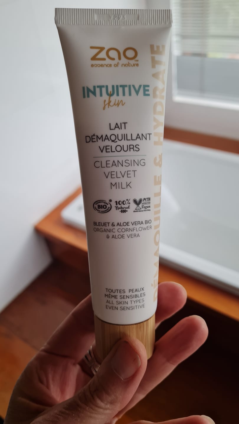 Customer photo review of Leche Desmaquillante Velvet 100 ml 902