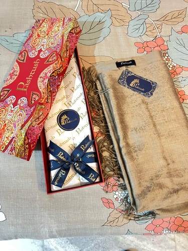 Customer photo review of Pashtush Mens Fine Wool Jacquard Muffler (Taupe Colour)