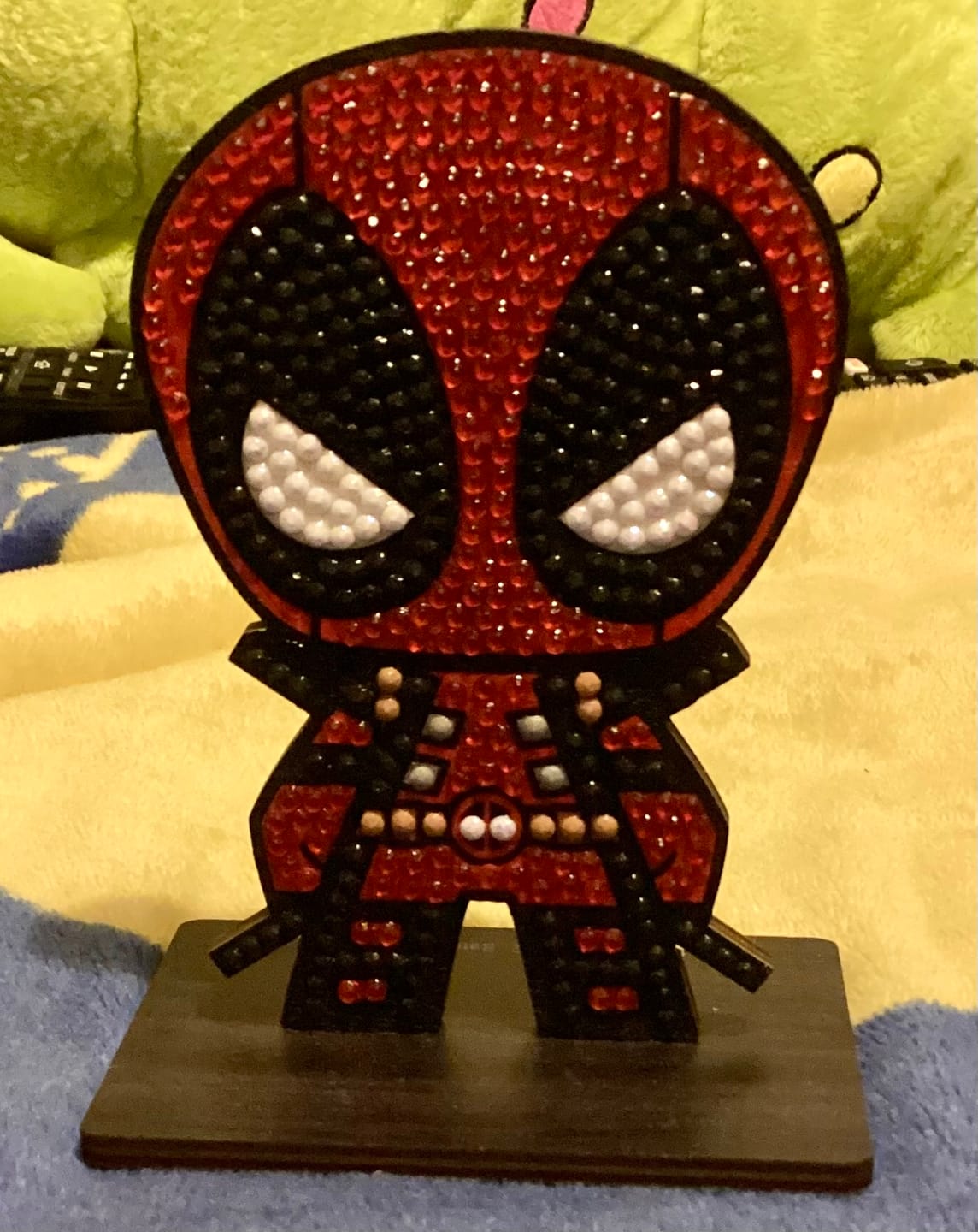 Customer photo review of "Deadpool" Crystal Art Buddy MARVEL Series 1