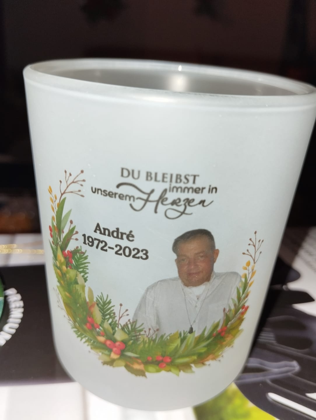 Customer photo review of Bei euch - Personalisiertes Teelicht