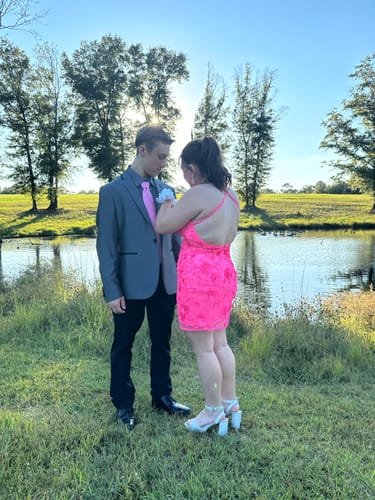 Customer photo review of Barry Wang Ties Warm Pink Floral Silk Mens Necktie Hanky Cufflinks Set