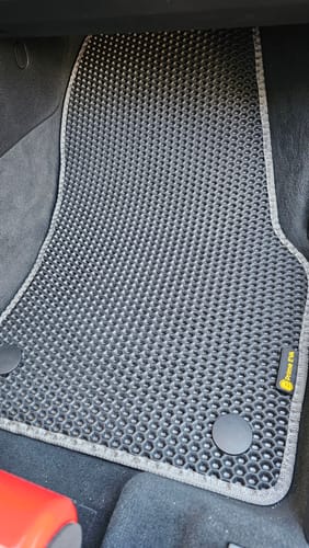 Grzegorz W. review of Dywaniki samochodowe na zamówienie - Przód i tył image 1 out of 4
