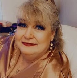Customer photo review of Himalaya Blue Prescription Colored Contact Lenses