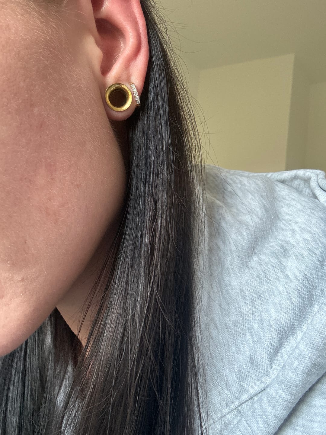 Customer photo review of Klara Ohrringe | 18K vergoldet