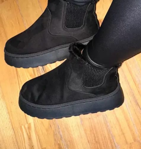 Customer photo review of Comfy Boots