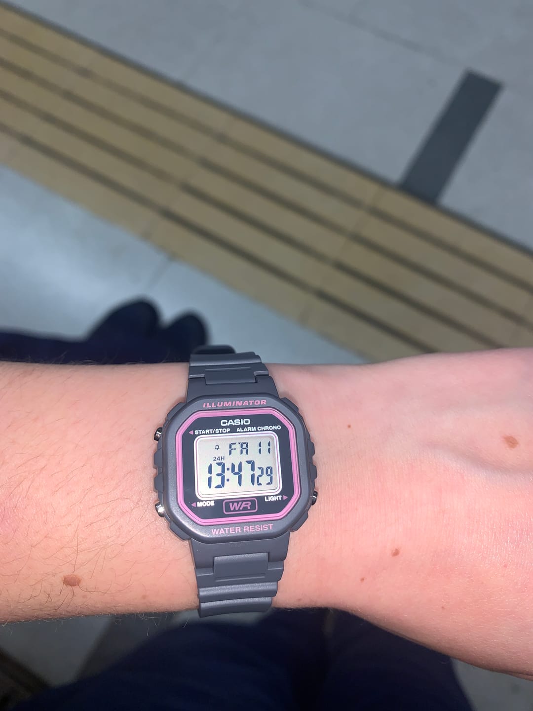 Customer photo review of Reloj Casio Vintage LA-20WH-8ADF Gris Rosado