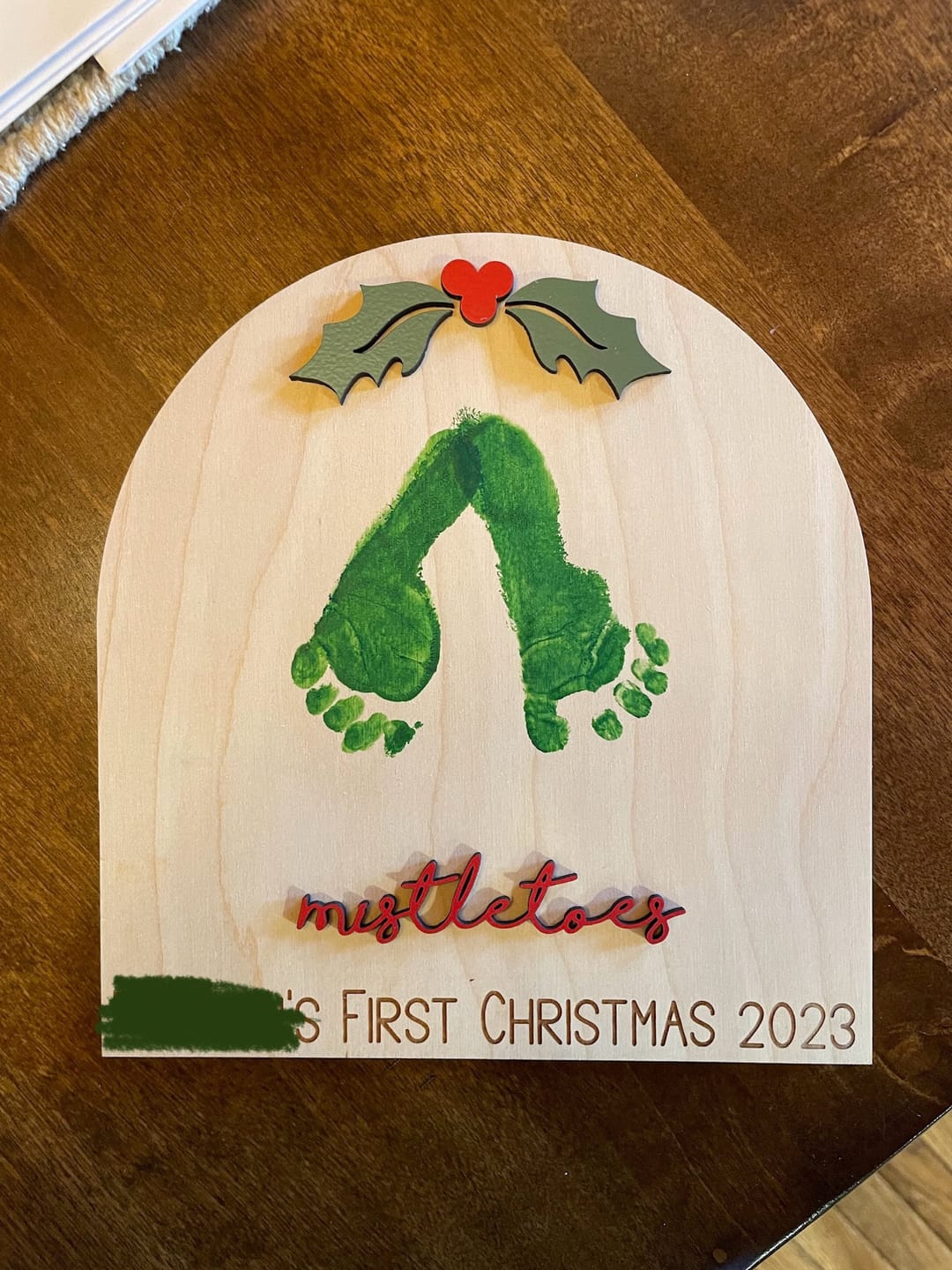 Customer photo review of Baby's First Christmas Mistletoe Footprint Craft