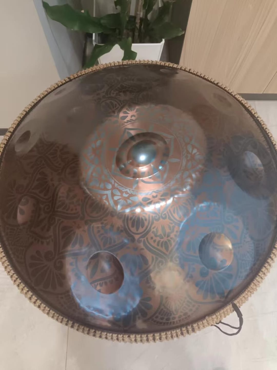 Customer photo review of Cosmos Handpan - Gerbera, 9/10/12 Notes in D Minor - Tambourine Gift Set