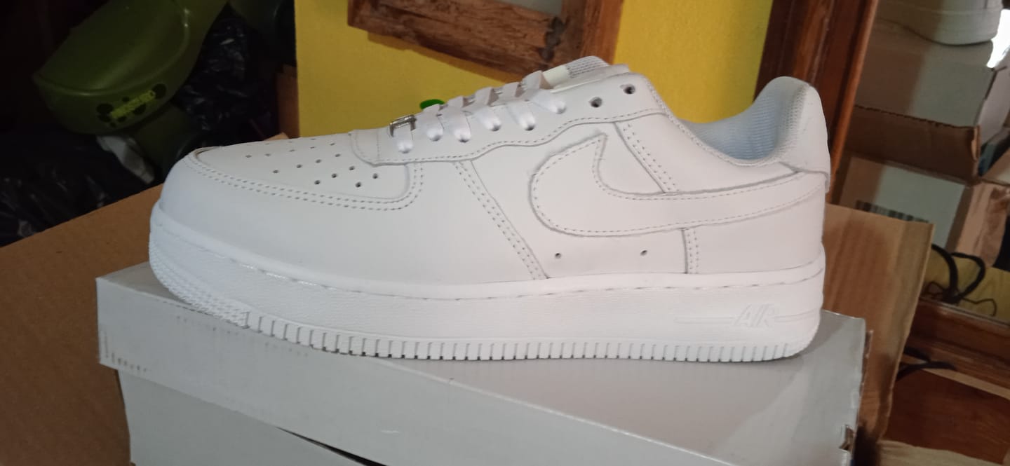 Customer photo review of Tenis Air Force 1 Blanco Total Piel 1.1