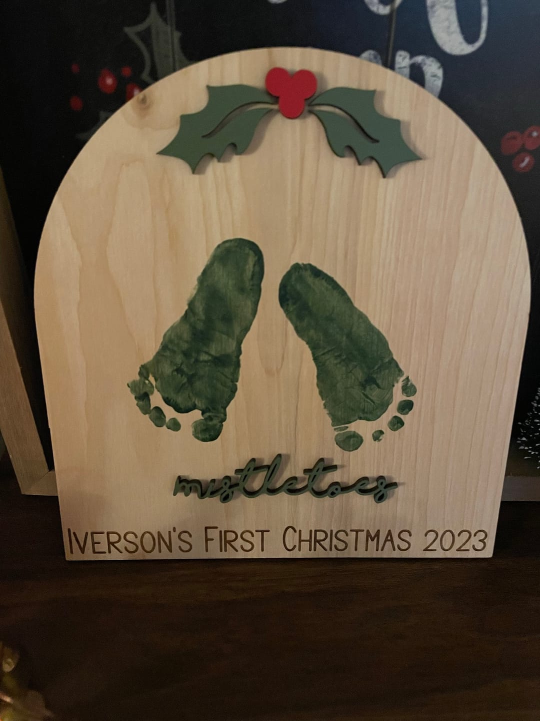 Customer photo review of Baby's First Christmas Mistletoe Footprint Craft
