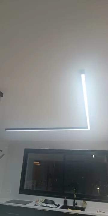 Customer photo review of WOMO Dimmable Long Linear Ceiling Light-WM1003
