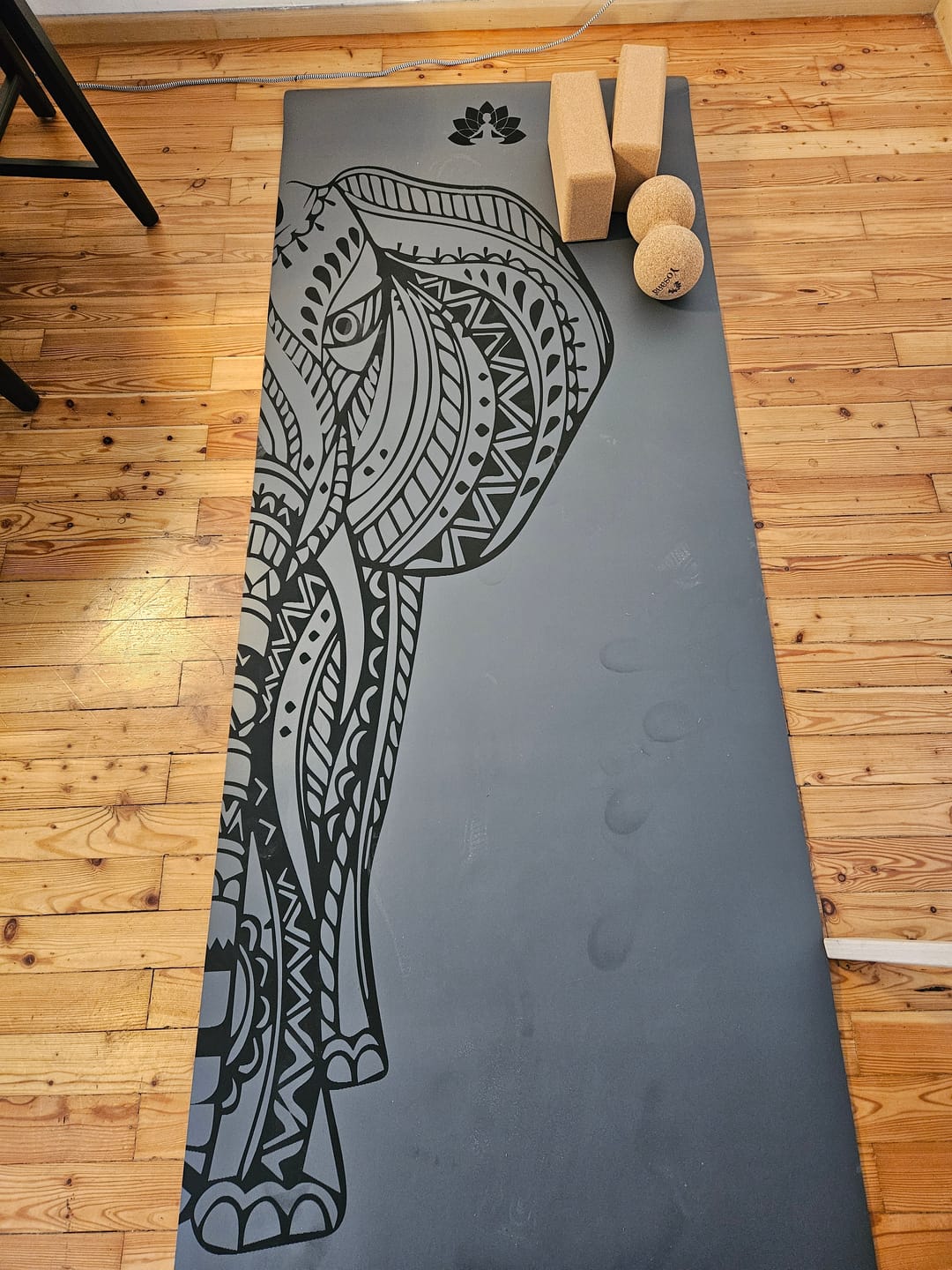 Customer photo review of Yogamatte Studioline Ultra-Grip "Grau Elefant" inkl. Tragegurt