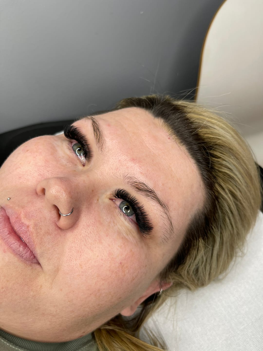 Customer photo review of Giali Lashes X TREME 0.5 Second & X FACTOR 1-2 Second Eyelash Extension Adhesive Duo