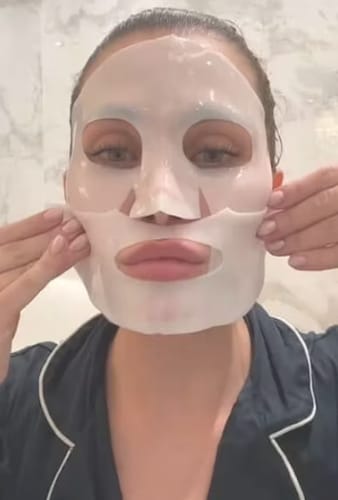 Customer photo review of Bio-Kollagen Real Deep Maske