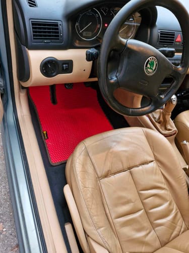 Customer photo review of Dywaniki samochodowe na zamówienie - Przód i tył