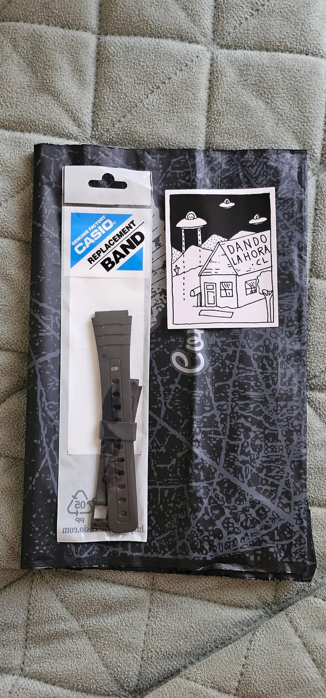 Customer photo review of Correa De Repuesto Casio Bands 71604002 (F-91W, F-105W, etc.)