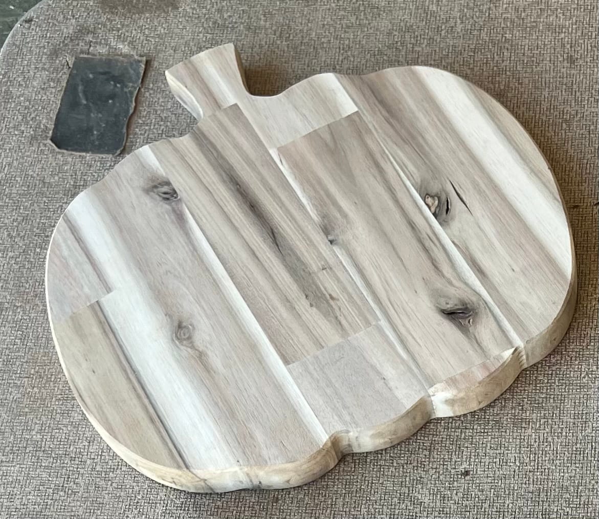Customer photo review of 11.75x11.75" Pumpkin Serving Board Acrylic Router Template
