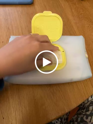 Customer video review of 12 Pack of Probiotic Baby Wipes
