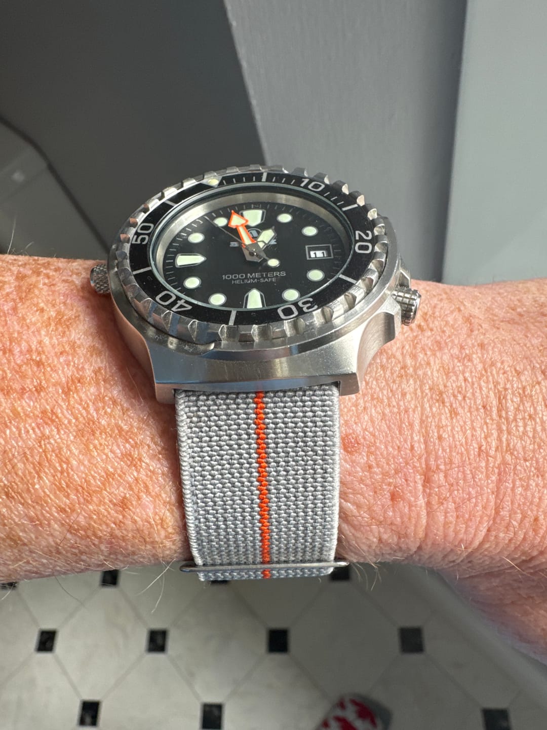 Customer photo review of Marine Nationale Military Style Elastic Strap - Grey & Orange