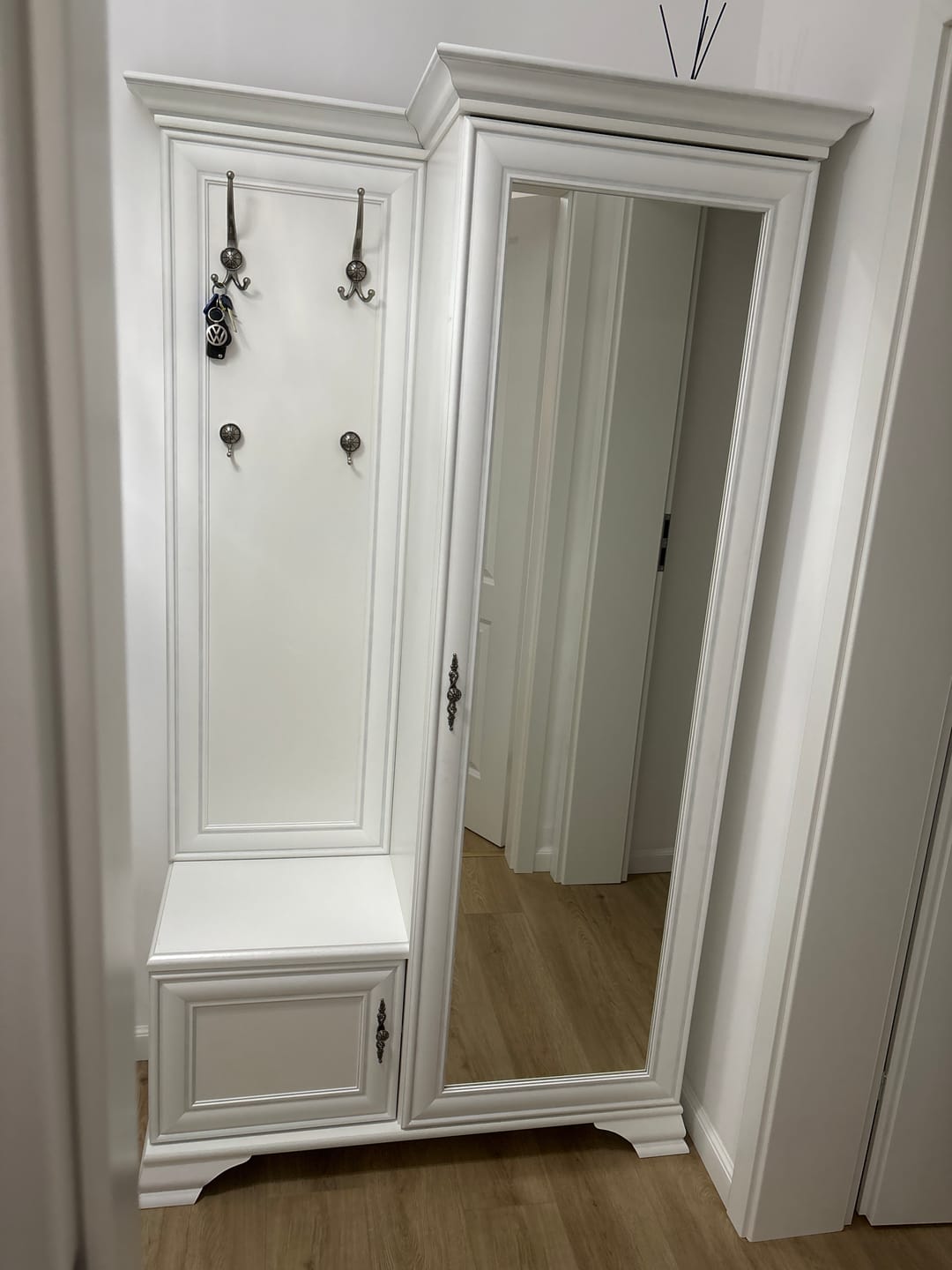 Customer photo review of Mobilier hol IDENTO, alb, PAL, cu oglinda pe partea dreapta, 115x44x198 cm