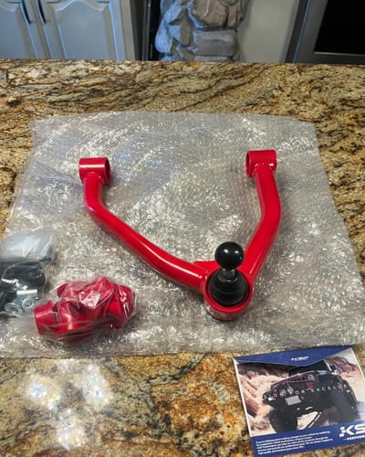 Customer photo review of KSP Stock Replacement Front Upper Control Arms Replace Part# RK80669/70 521023/024 25812725 For 2007-2018 Silverado Sierra 0-2 Inch Lift Chevy GMC Red UCAs