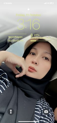 Customer photo review of New York Yankees MLB Metal Plate Light Cream Bucket