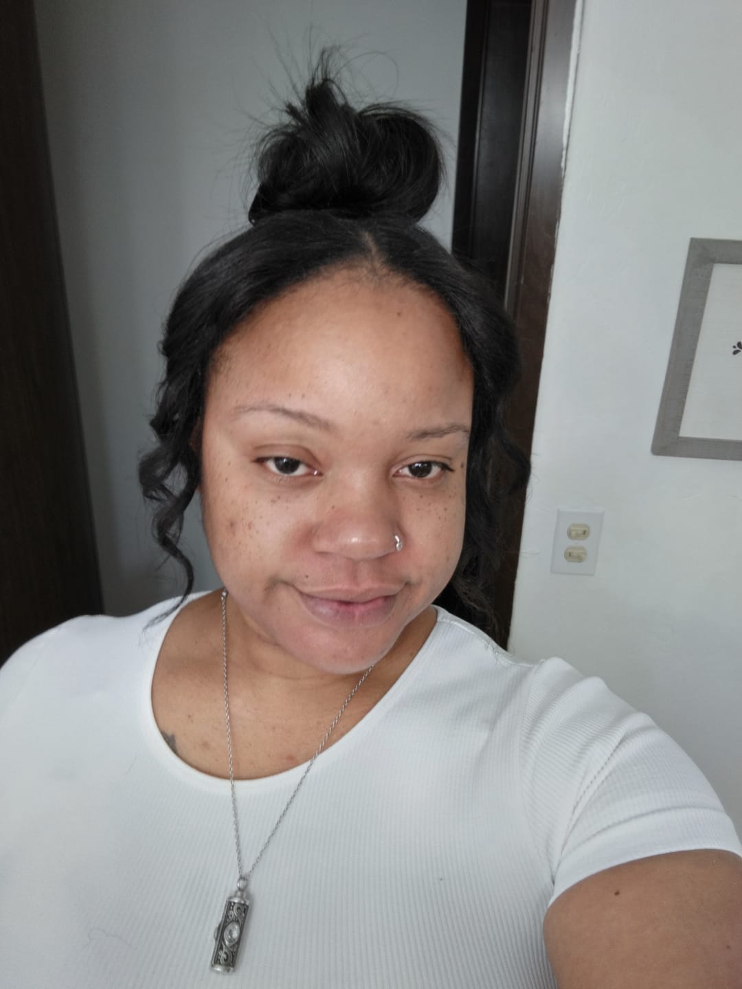 Customer photo review of Seamless Clip In Hair Extensions Silky Straight